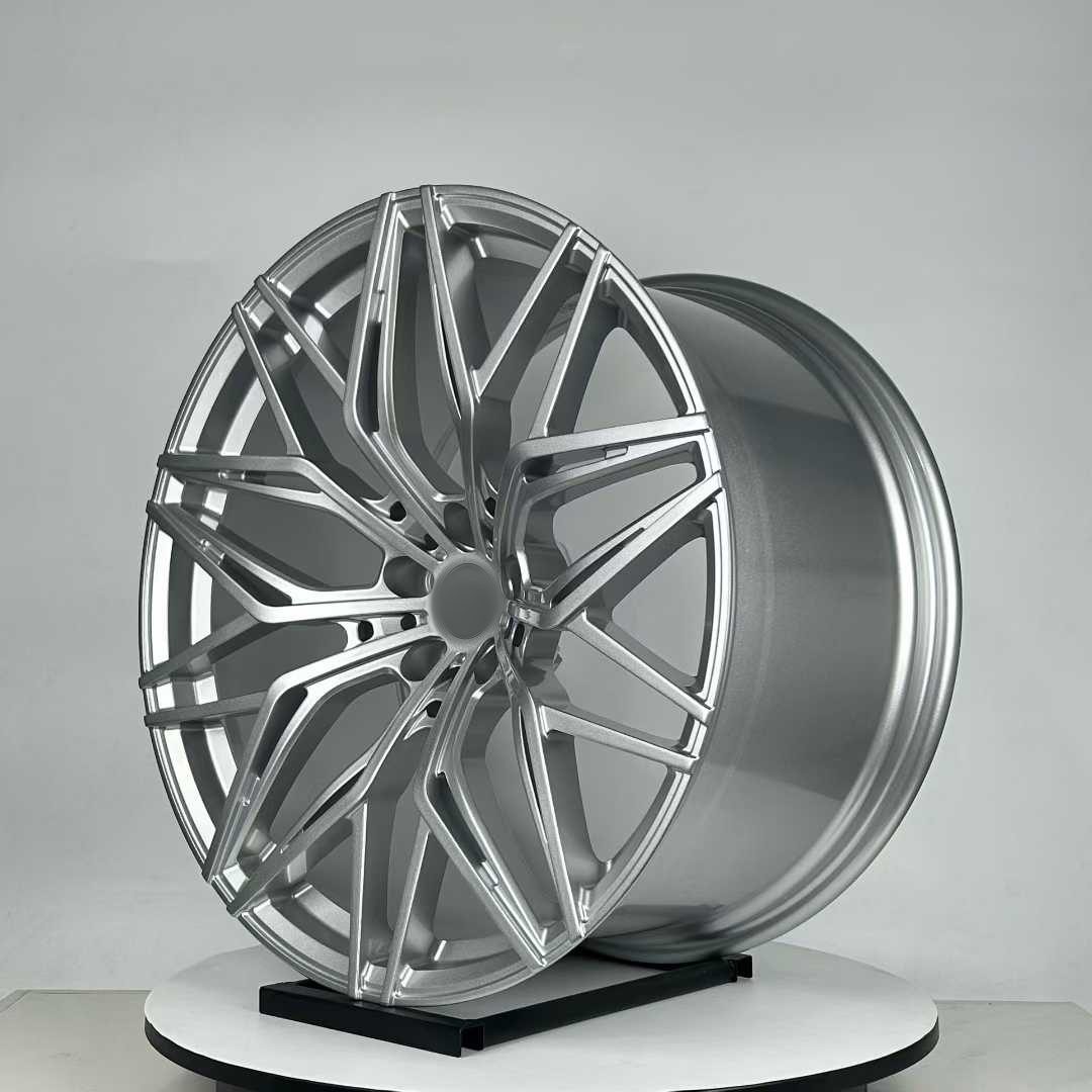 LW981 BMW 21