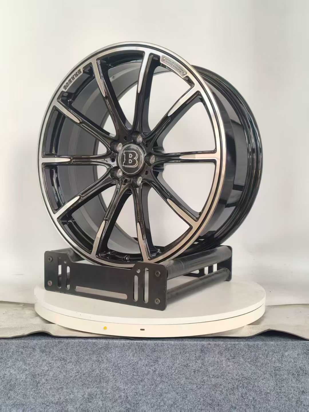 ycx1730-bentley-20-inch-alloy-wheels-gloss-black-left