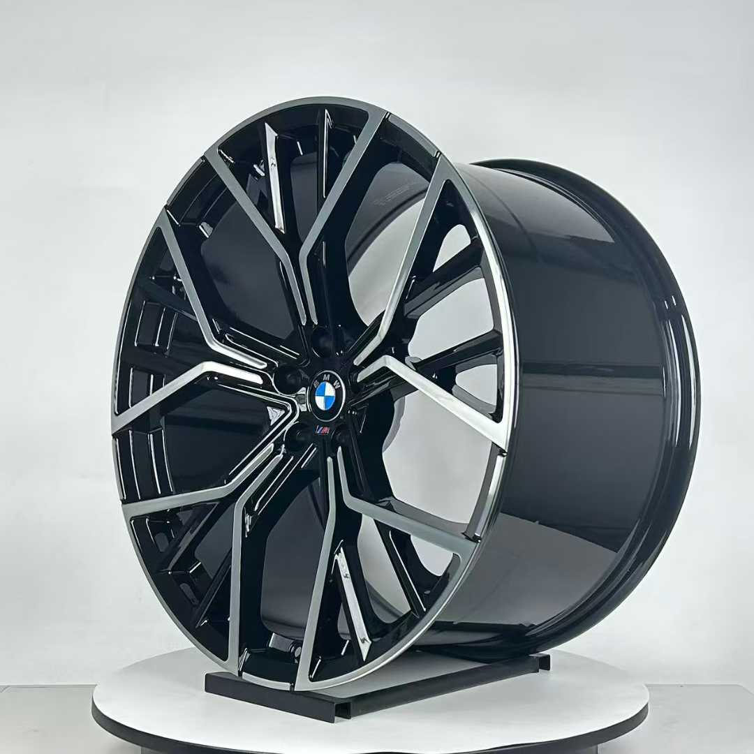 lw964-bmw-x7-22-inch-alloy-wheels-gloss-black-left