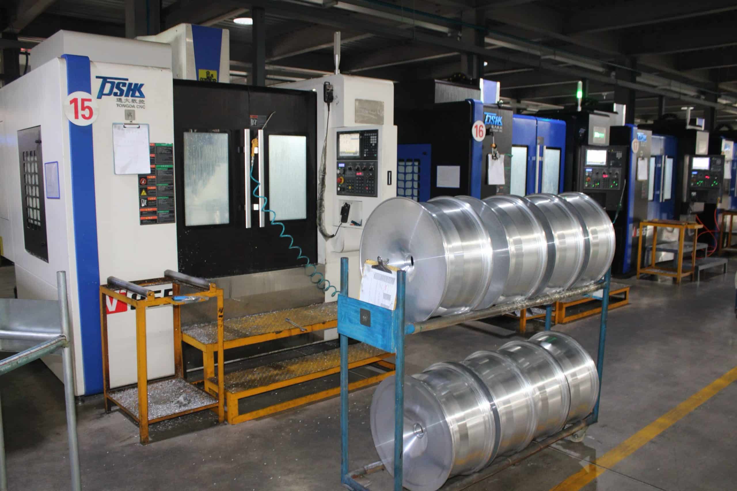 Alloy wheel CNC lathe production line
