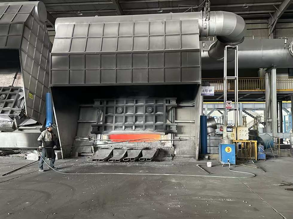 Rim forming equipment cell used during alloy wheel production